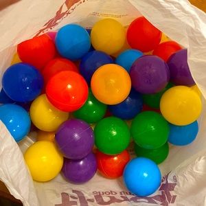 Free With Bundle🛍️Play Balls
